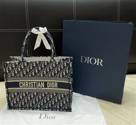 book tote dior small|dior book tote small size.